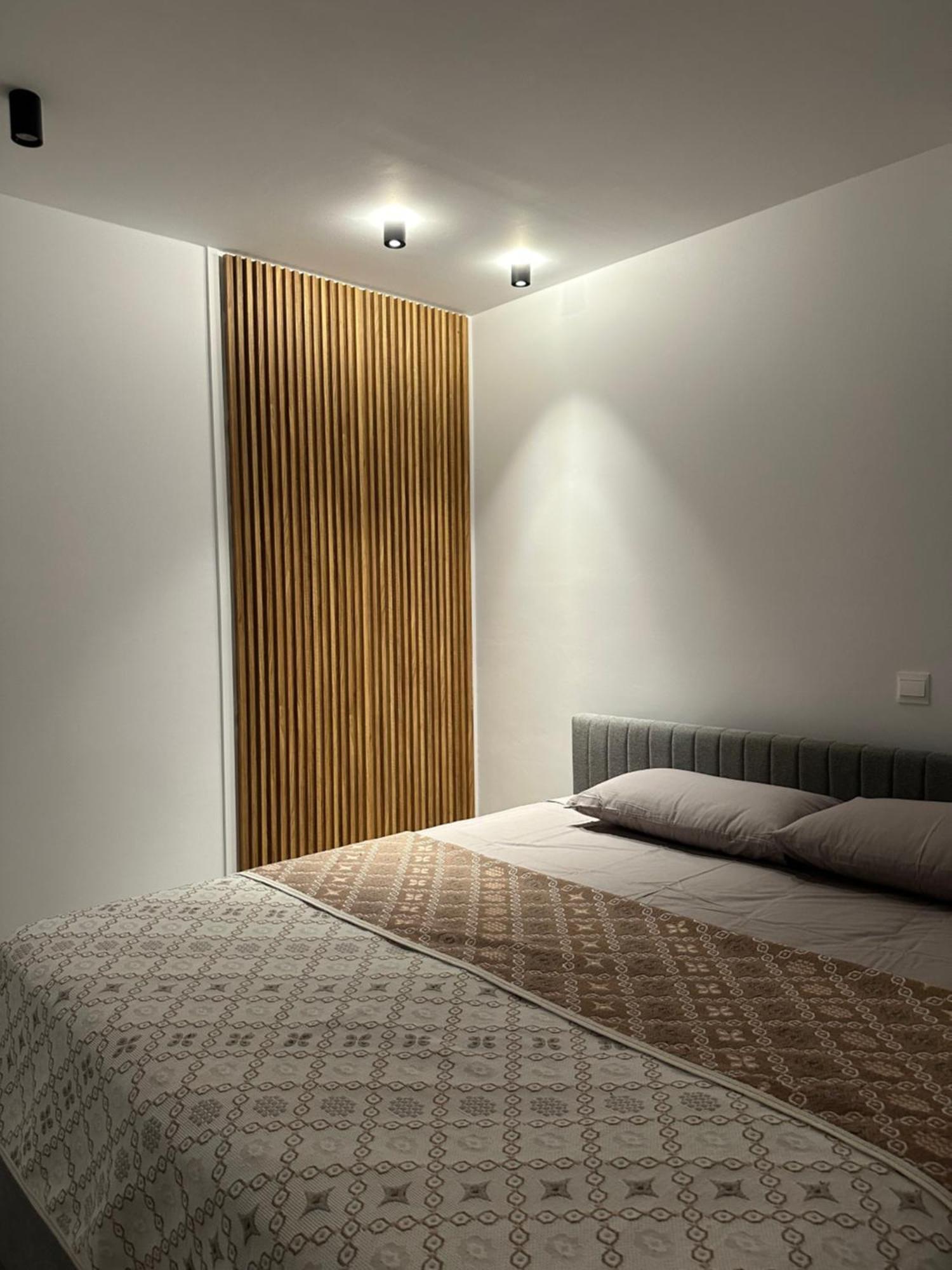 Royal Sunset Studios & Apartments Limassol Ngoại thất bức ảnh
